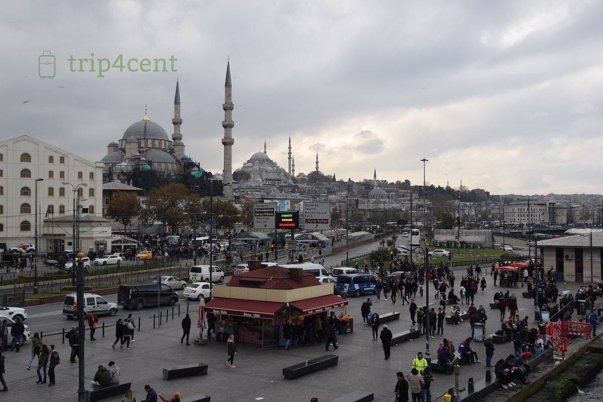Сколько стоит поездка в Стамбул - причал водных корабликов